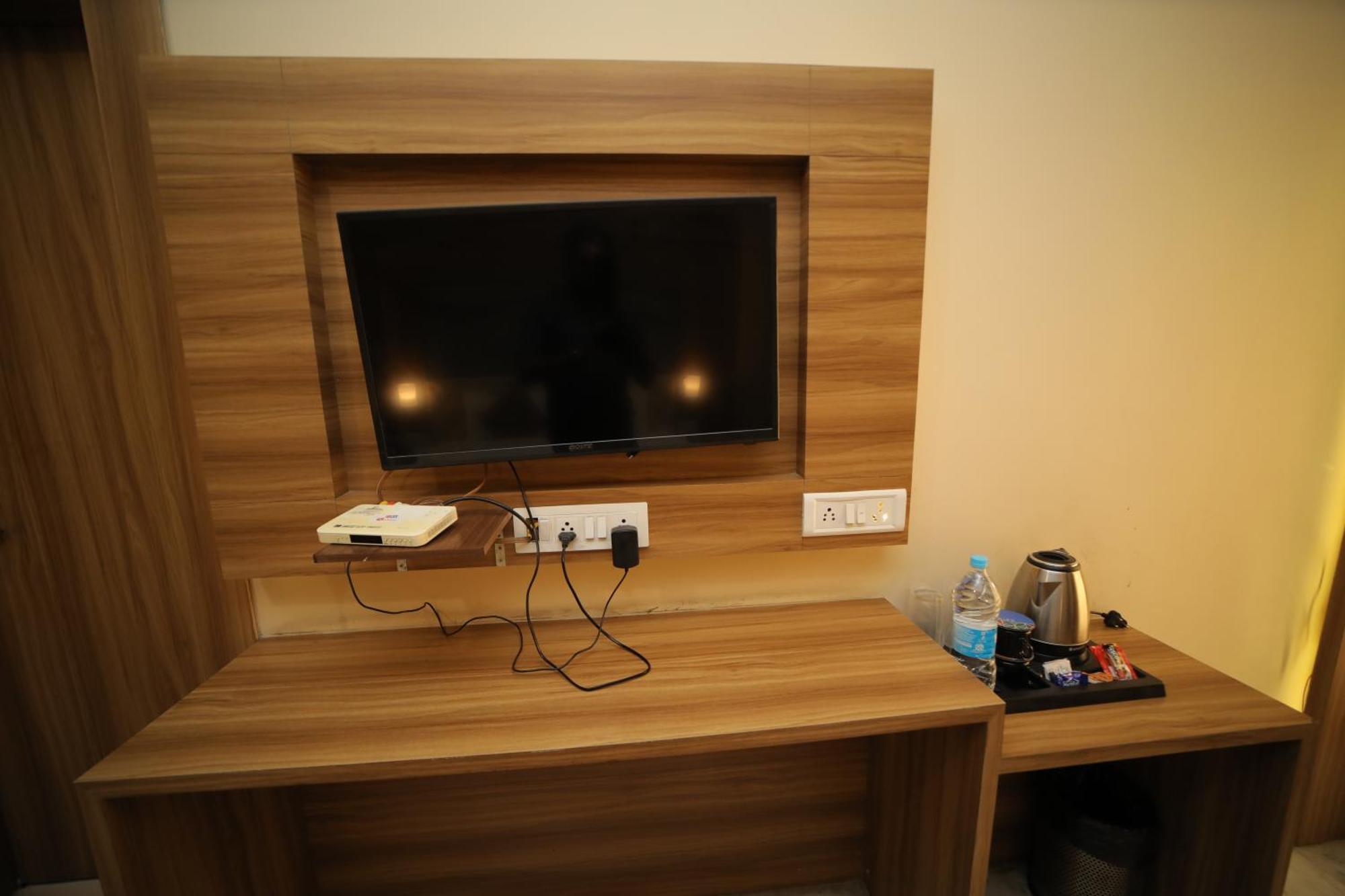 Hotel Damanis Udajpur Zewnętrze zdjęcie
