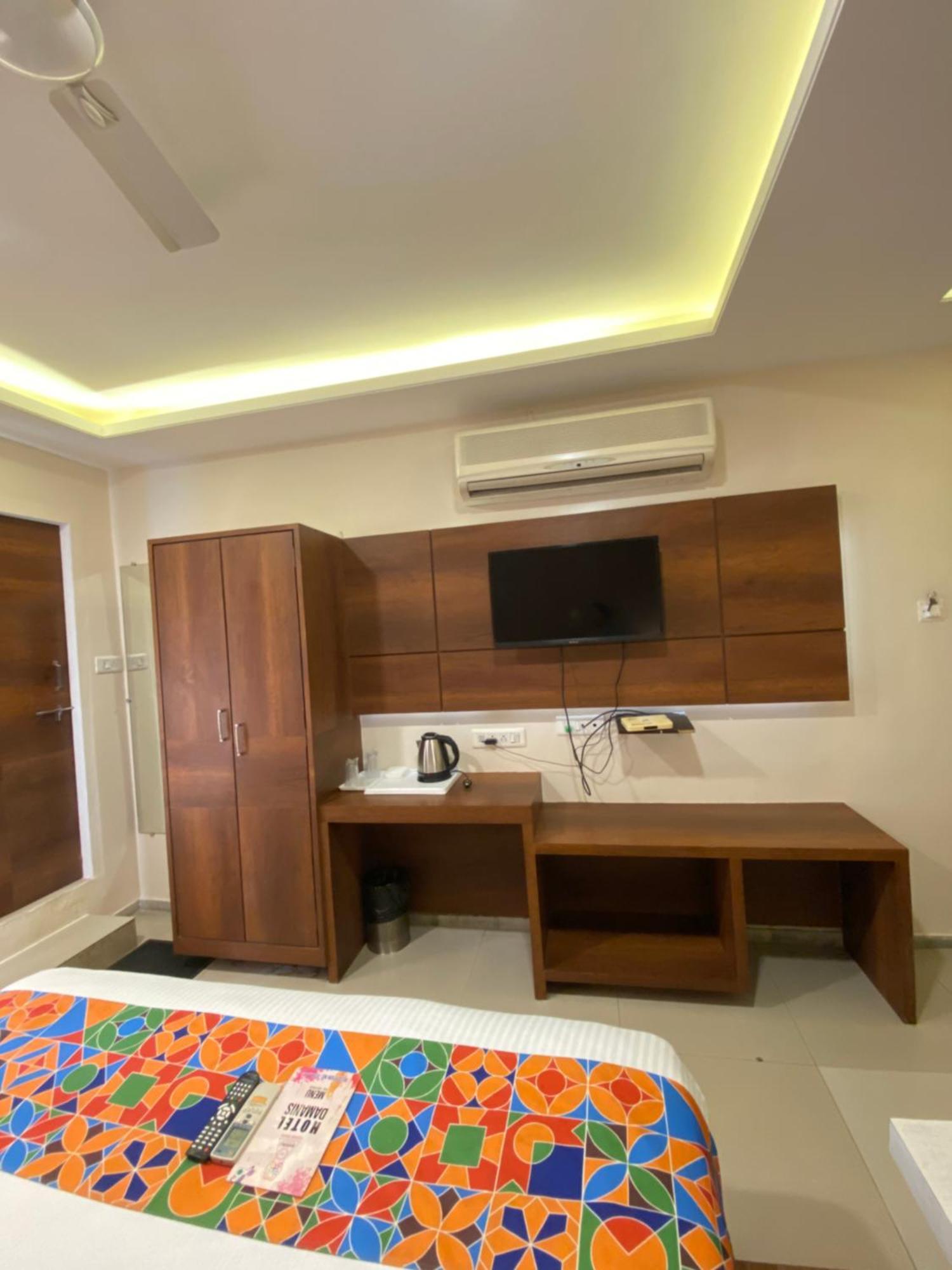 Hotel Damanis Udajpur Zewnętrze zdjęcie