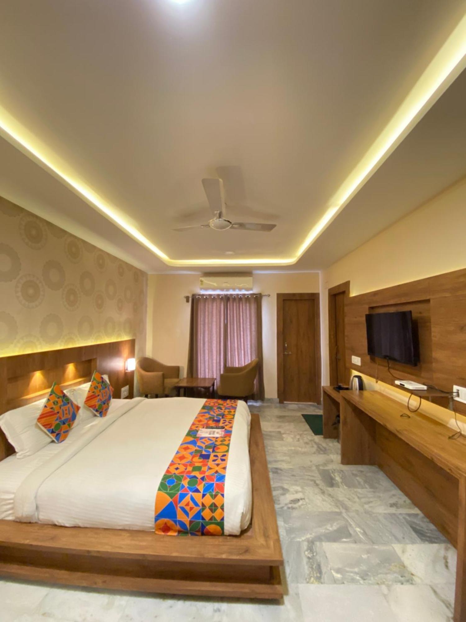 Hotel Damanis Udajpur Zewnętrze zdjęcie