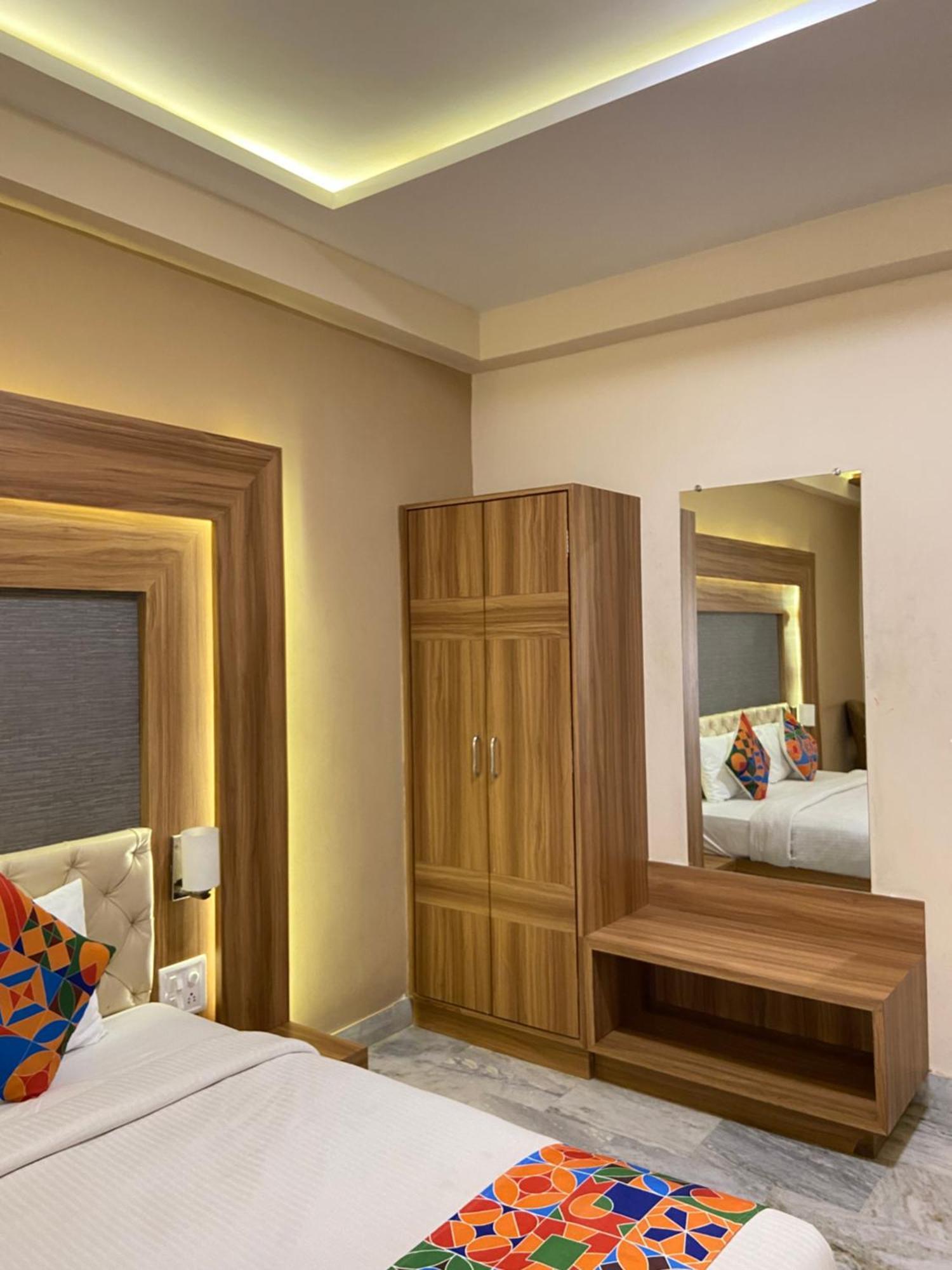Hotel Damanis Udajpur Zewnętrze zdjęcie