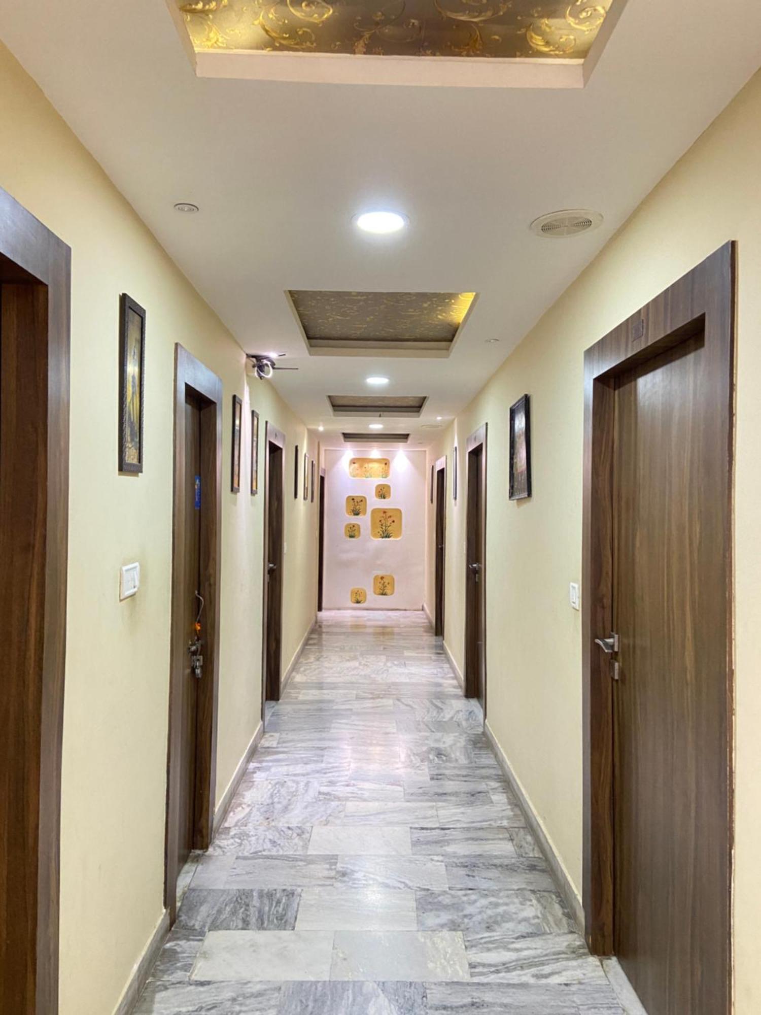 Hotel Damanis Udajpur Zewnętrze zdjęcie