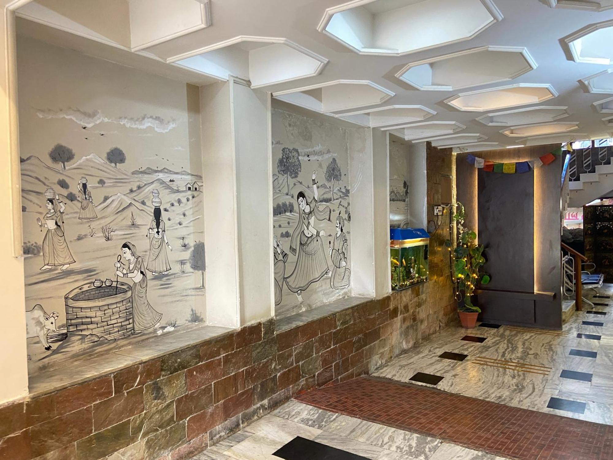 Hotel Damanis Udajpur Zewnętrze zdjęcie