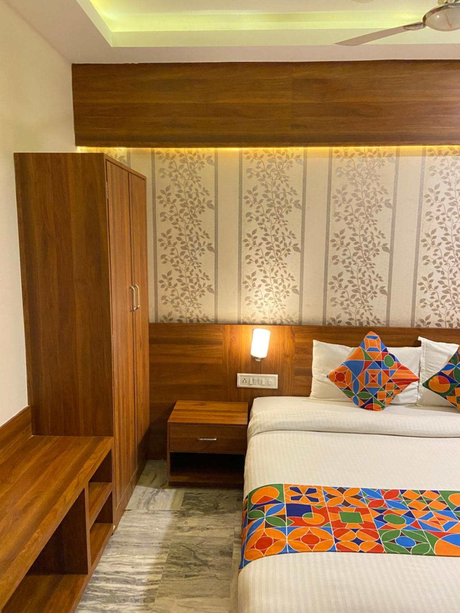 Hotel Damanis Udajpur Zewnętrze zdjęcie