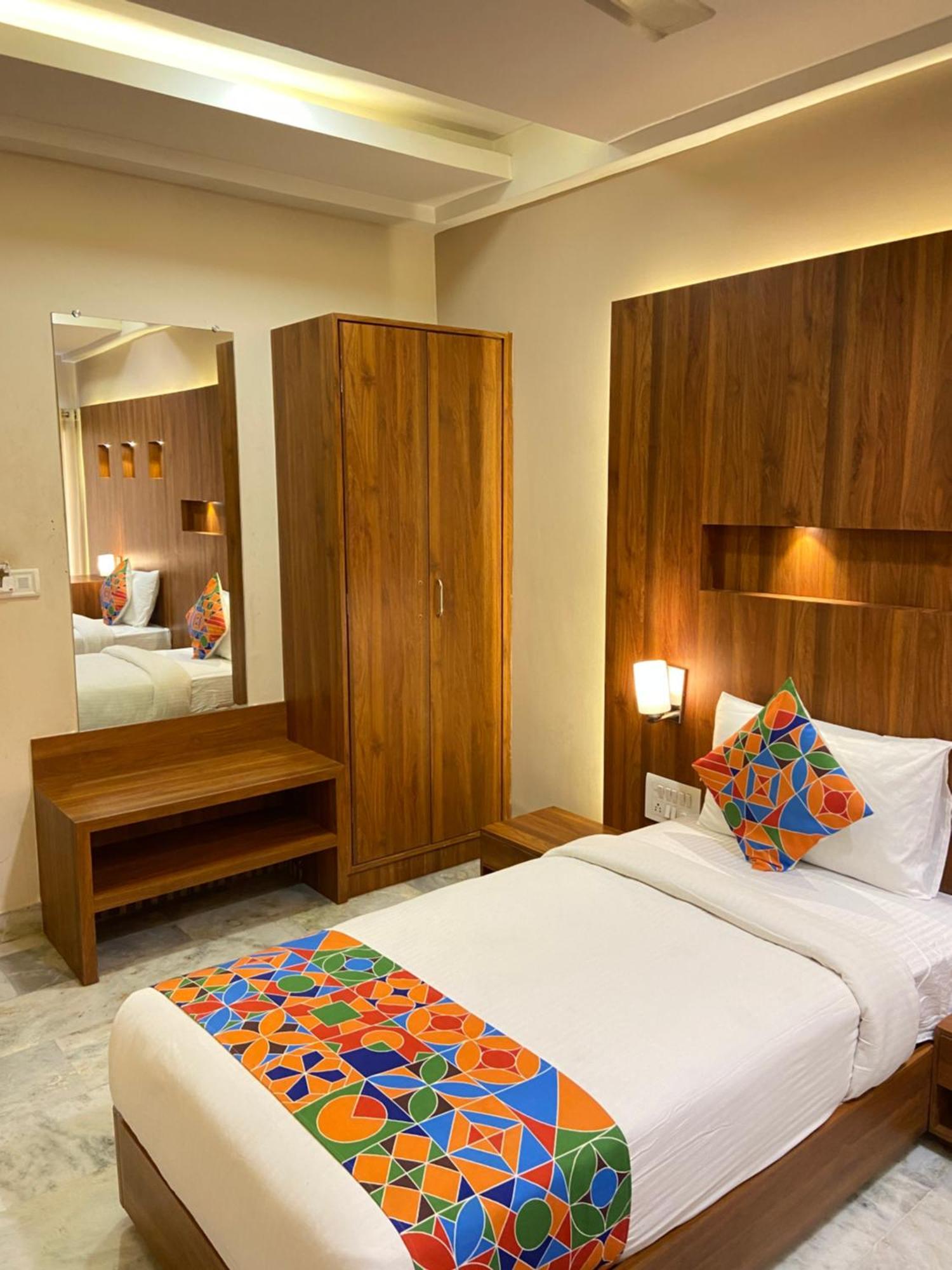 Hotel Damanis Udajpur Zewnętrze zdjęcie